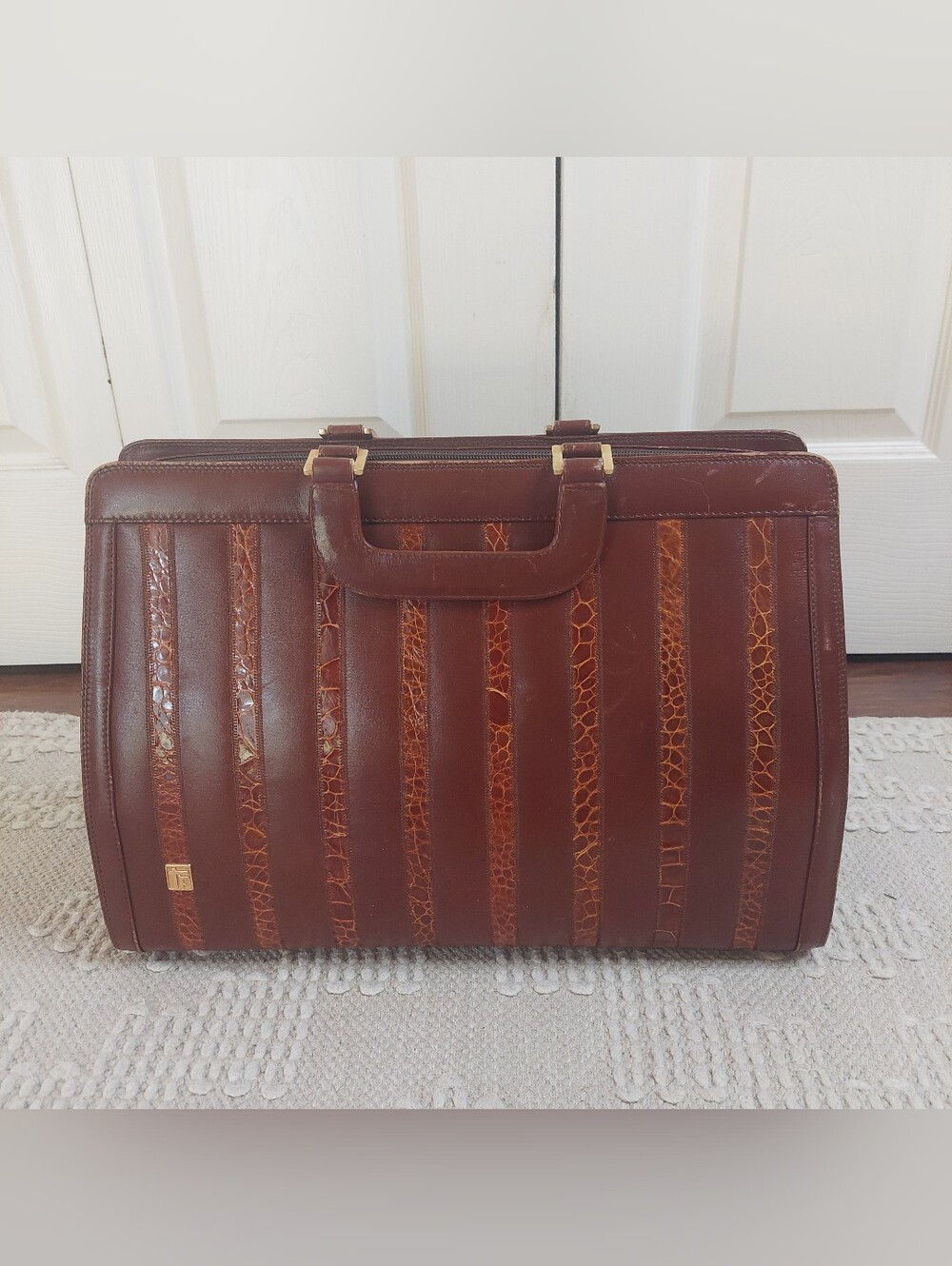 Vintage Tiziano Ferrari Crocodile Leather Breifcase / Travel Bag!